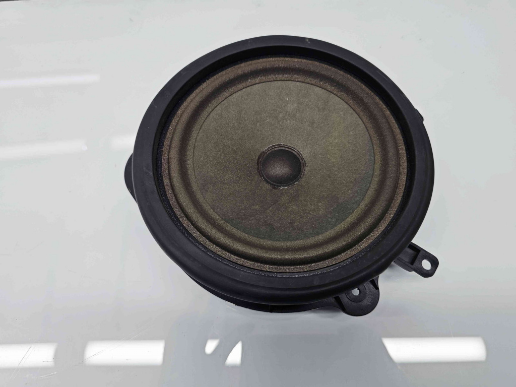 Boxa dreapta spate Audi A3 Sportback (8PA) [Fabr 2004-2013] 8P0035411