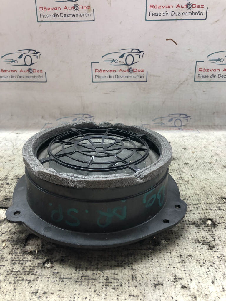 Boxa dreapta spate Audi A4 B9 2018