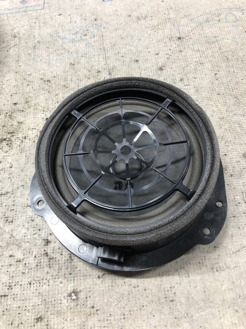 Boxa dreapta spate Audi A4 B9 - Motorina 2023, 8W5035411