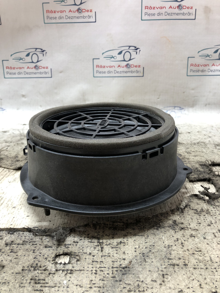 Boxa dreapta spate Audi Q3 2013