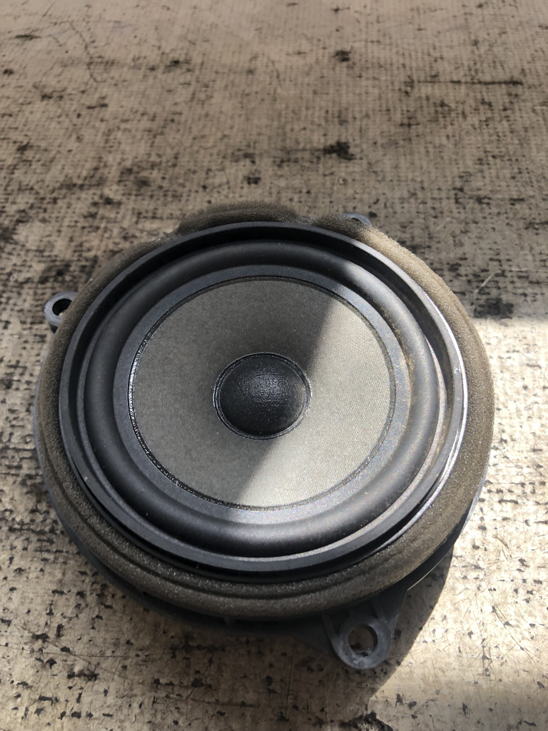Boxa dreapta spate BMW Seria 2 F45 2016, 927470003