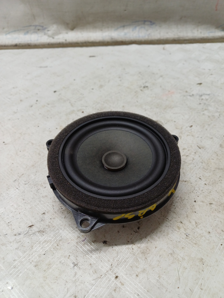 Boxa dreapta spate BMW Seria 3 G20 2.0 Hybrid 2024, -