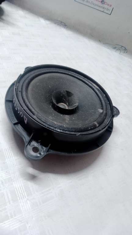 Boxa dreapta spate Dacia Duster - Benzina 2019, 281563SG0A