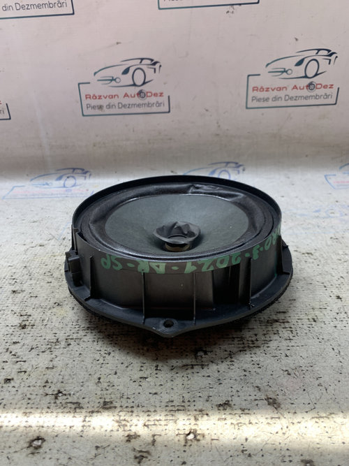 Boxa dreapta spate Dacia Sandero 3 - Benzina 2021, 281443585R