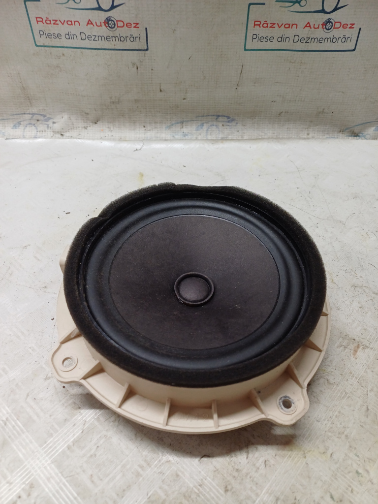 Boxa dreapta spate Hyundai ix35 - Motorina 2012, 963302S500