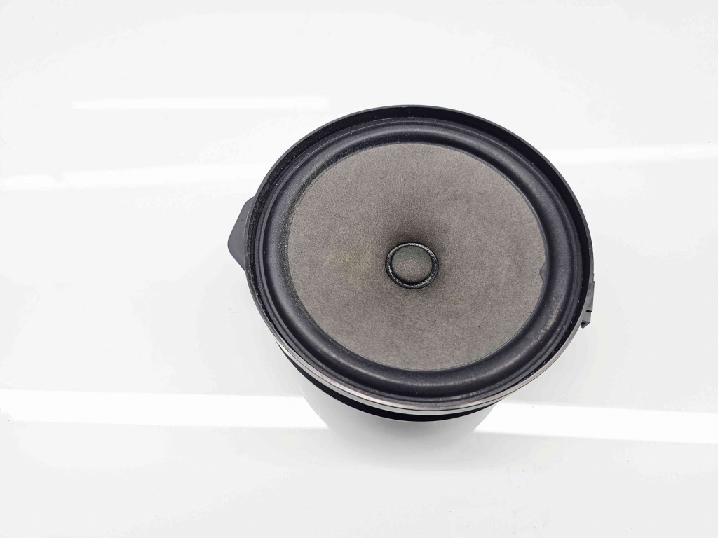 Boxa dreapta spate Mercedes Clasa A (W176) [Fabr 2012-2018] A2468200100
