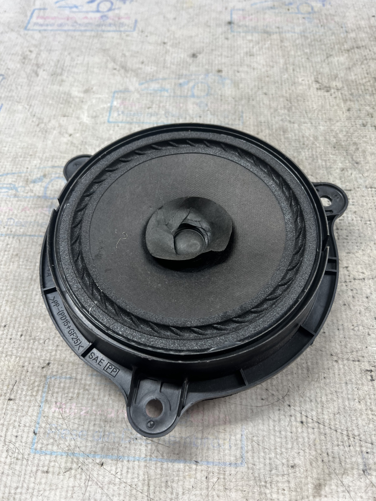Boxa dreapta spate Nissan Juke 2011, 28156EE500