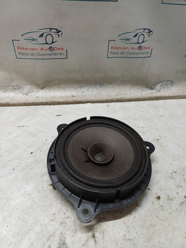 Boxa dreapta spate Nissan Qashqai - Motorina 2012, -