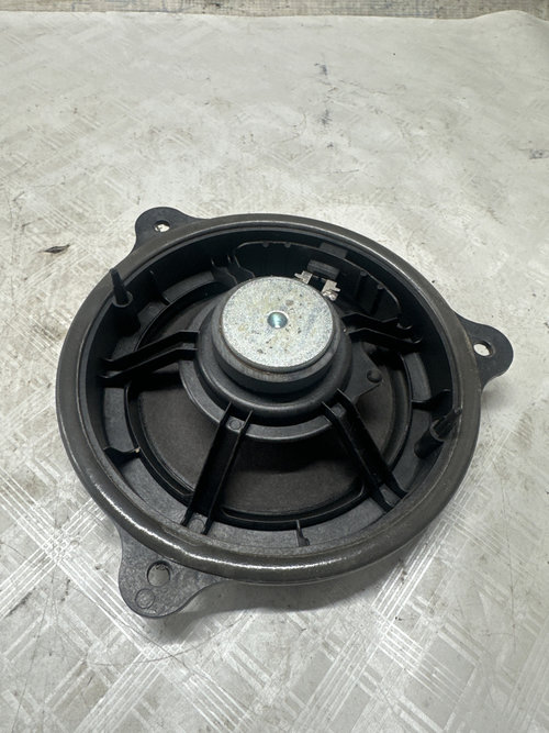 Boxa dreapta spate Nissan Qashqai - Motorina 2012, -