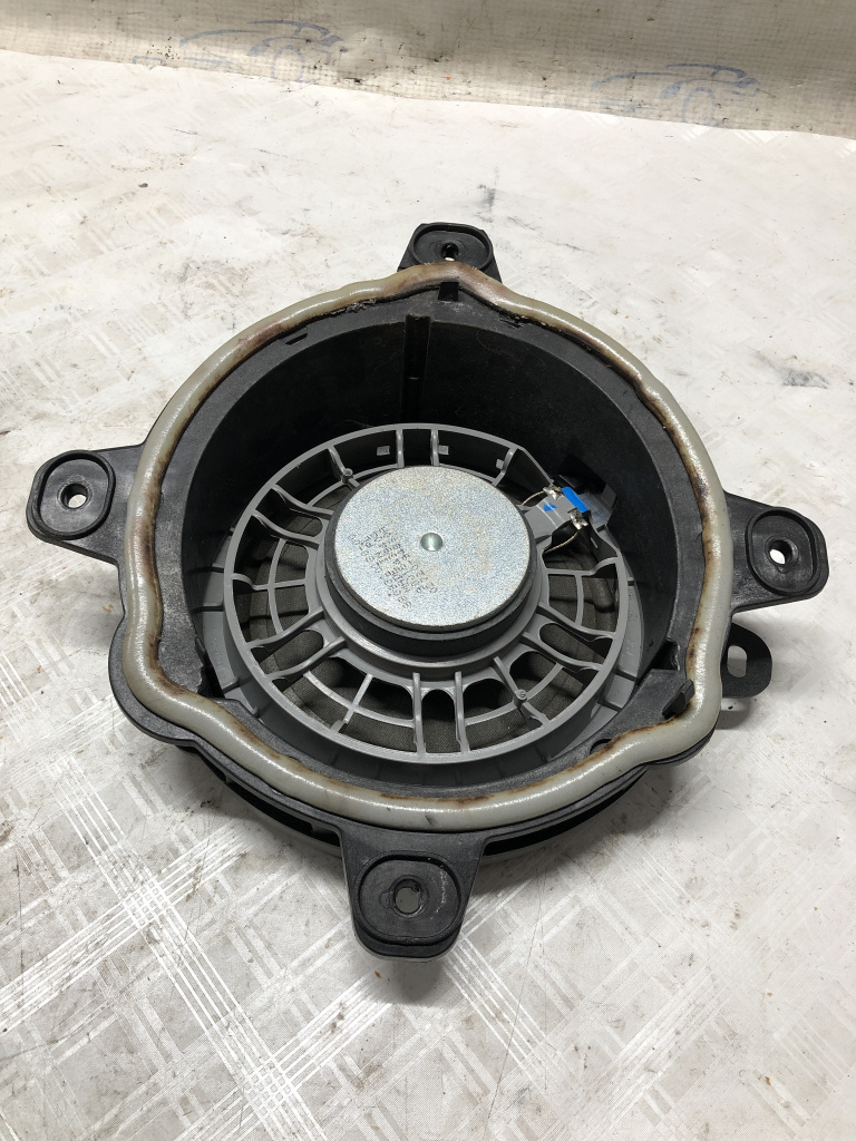 Boxa dreapta spate Opel Corsa F - Benzina 2019, 9823191980