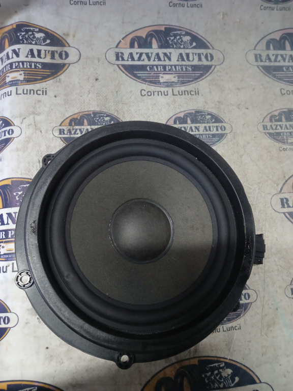 Boxa dreapta spate Porsche Cayenne, 7P5035710A
