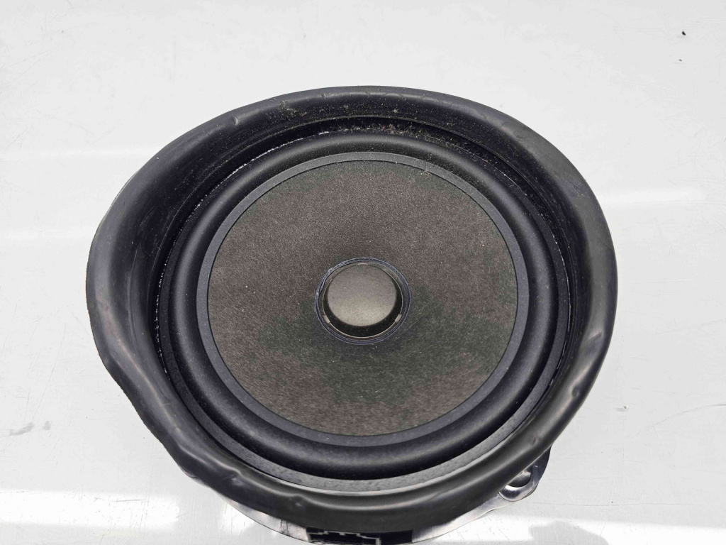 Boxa dreapta spate Skoda Octavia 3 (5E3) Facelift [Fabr 2012-2020] 5E0035411J