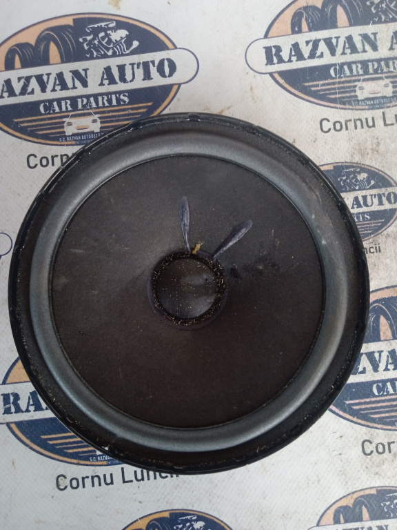 Boxa dreapta spate Skoda Yeti, 5L0035411