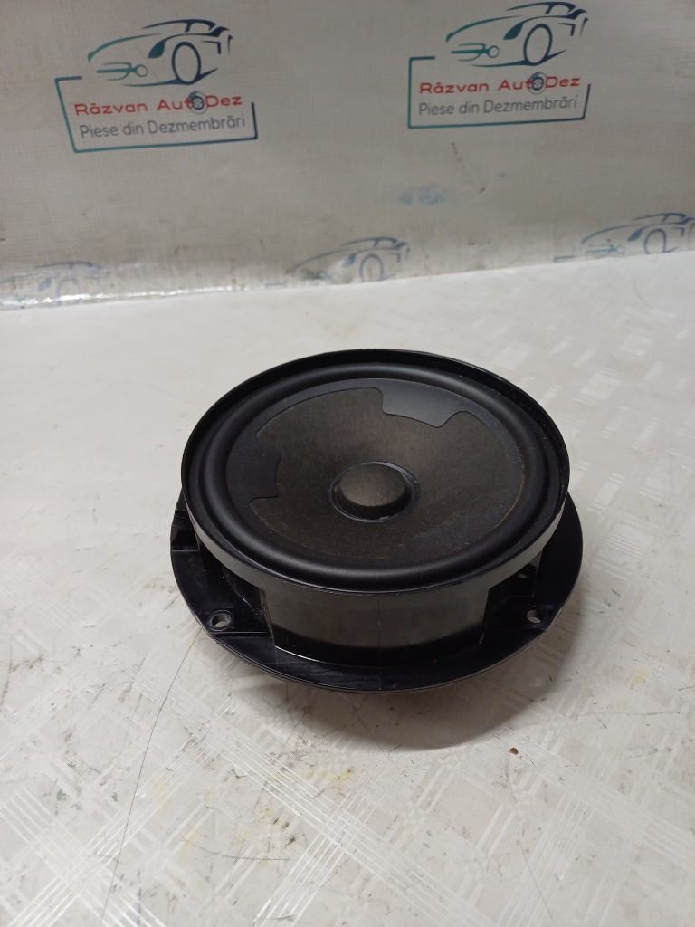 Boxa dreapta spate Volkswagen Passat B8 2.0 Motorina 2016, 3G0035453