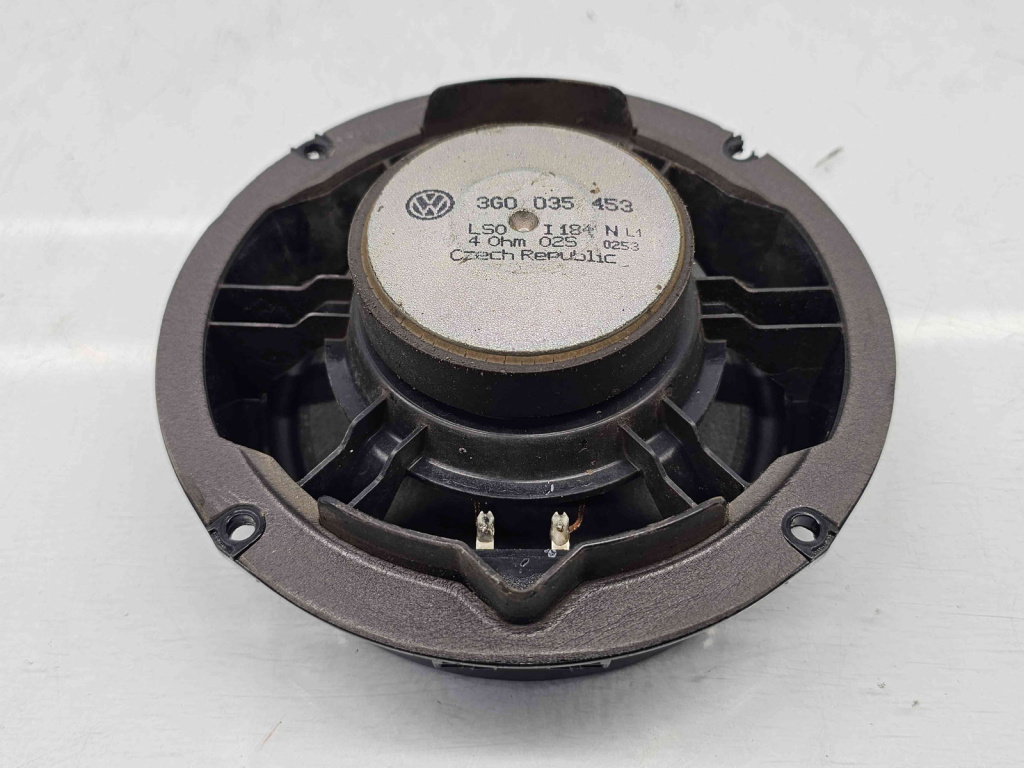 Boxa dreapta spate Volkswagen Passat B8 (3G2) [Fabr 2015-prezent] 3G0035453