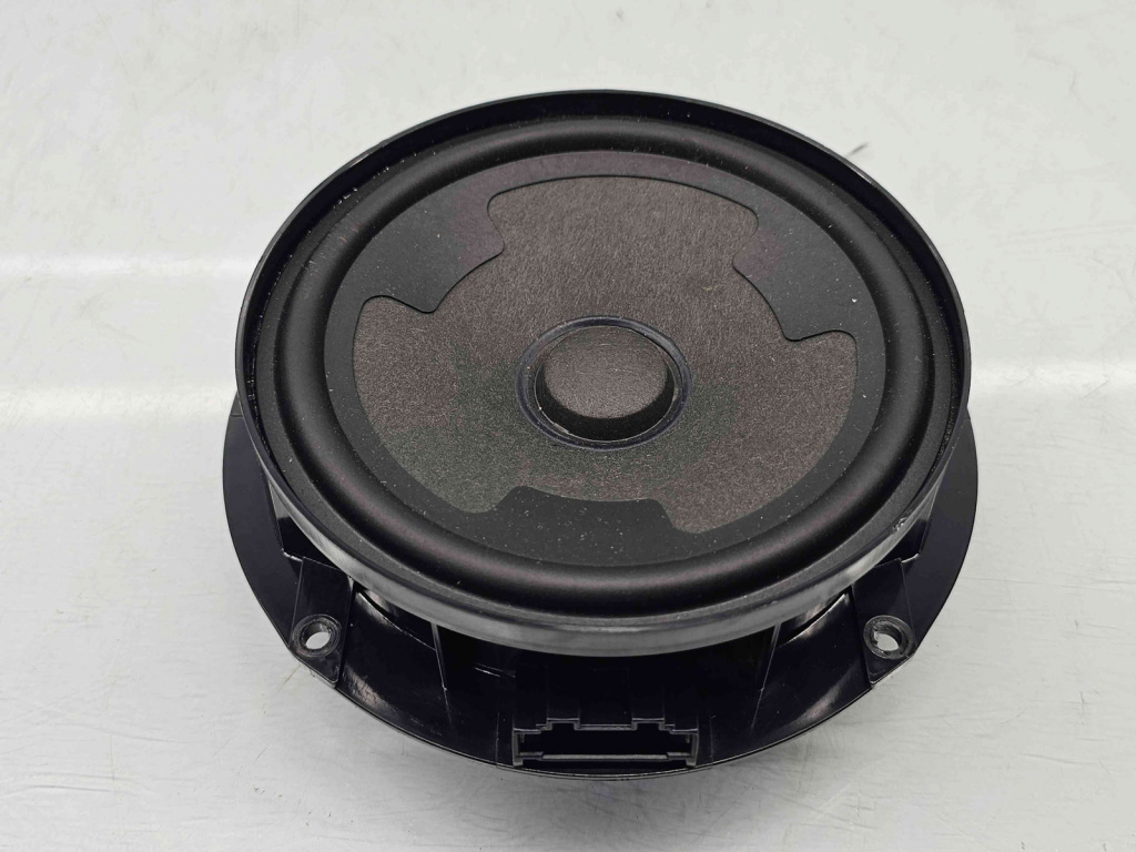 Boxa dreapta spate Volkswagen Passat B8 (3G2) [Fabr 2015-prezent] 3G0035453