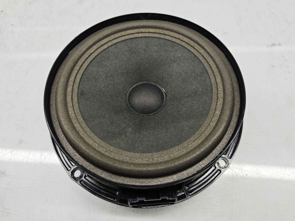 Boxa dreapta spate Volkswagen Tiguan (5N) [Fabr 2007-2016] 5N0035453A
