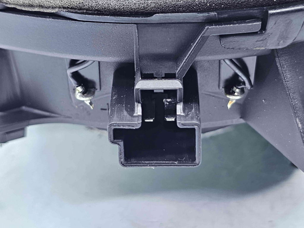 Boxa dreapta spate Volvo XC90 [Fabr 2002-2014] 30797138