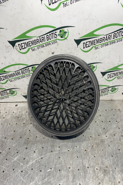Boxa fata A0112501 Audi A4 B8/8K [2007 - 2011] Sedan 4-usi