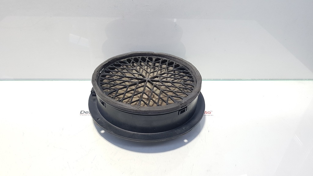 Boxa fata, Audi A4 Avant (8K5, B8)