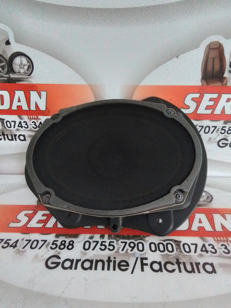 Boxa fata Chrysler 300C (2006-2009) 3.0 Motorina 2008, P05059067AC