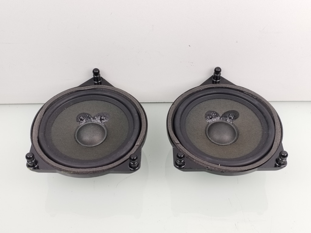 Boxa fata Mercedes C Class W205 A2228200202