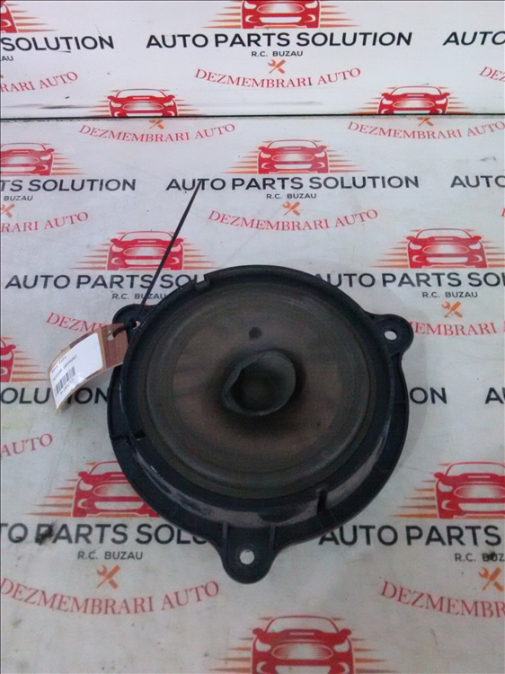 Boxa fata NISSAN QASHQAI
