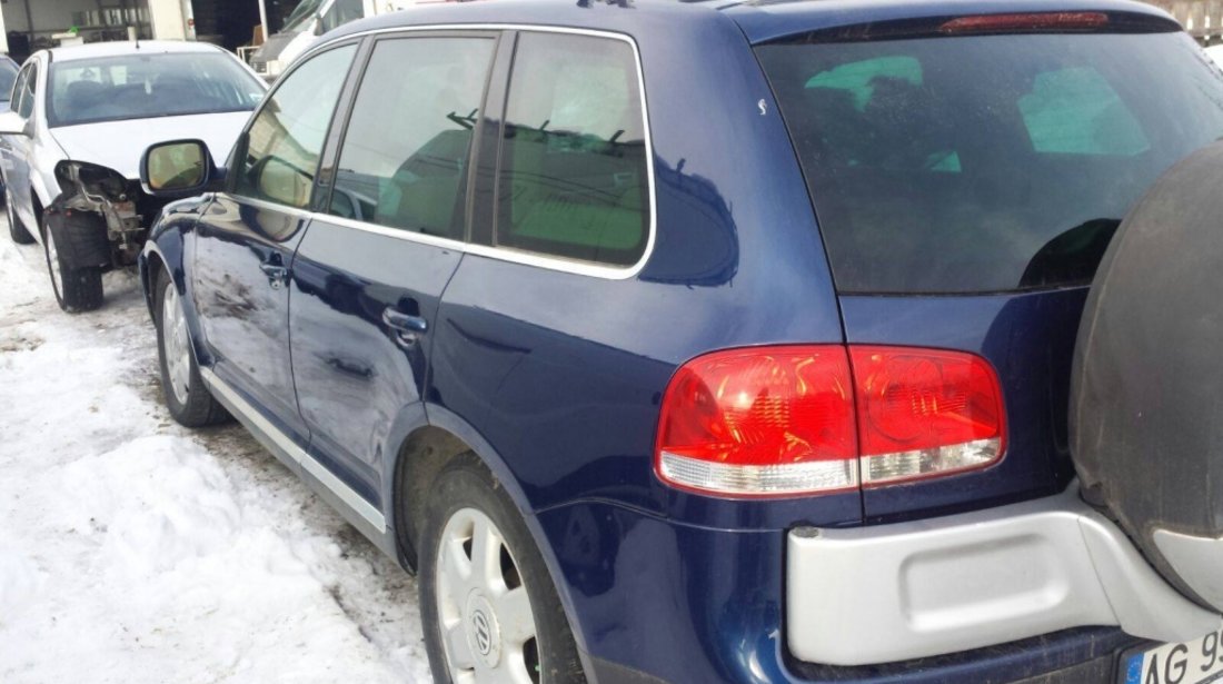 Boxa fata stanga vw touareg 7L