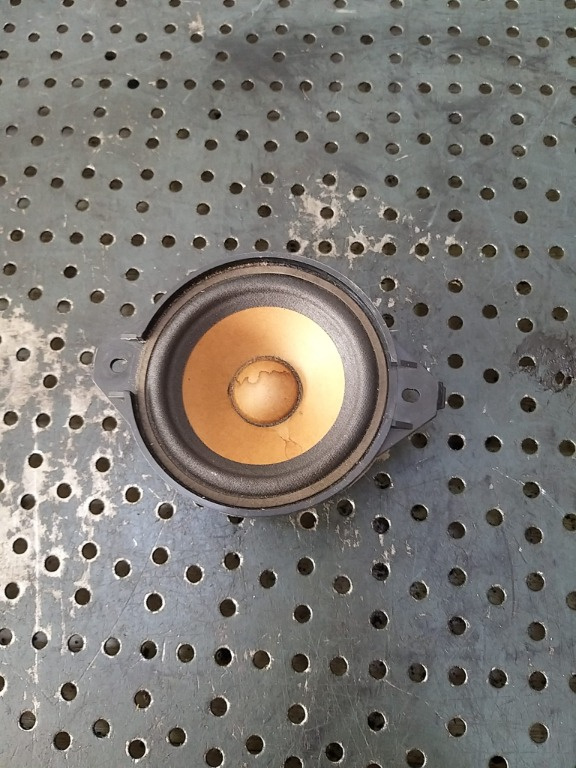 Boxa mica audi q3 8u 8x0035416c