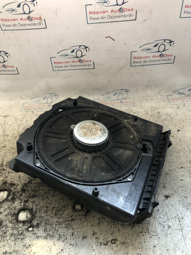 Boxa podea stânga BMW E60 2007, 692910001