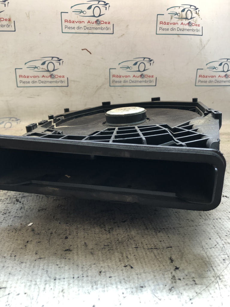 Boxa podea stânga BMW Seria 3 E90 2012, 920478604