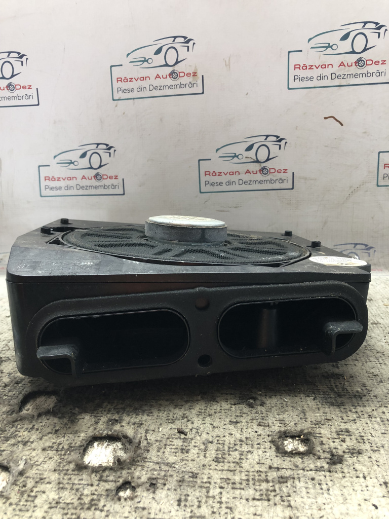 Boxa podea stânga BMW X3 2006, 692910001