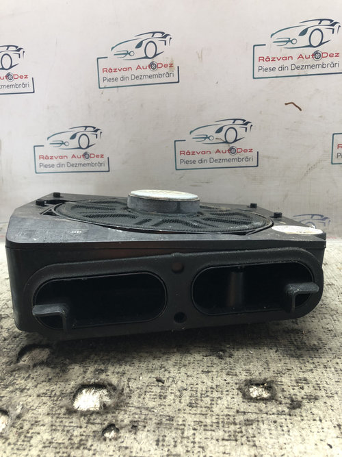 Boxa podea stânga BMW X3 2006, 692910001