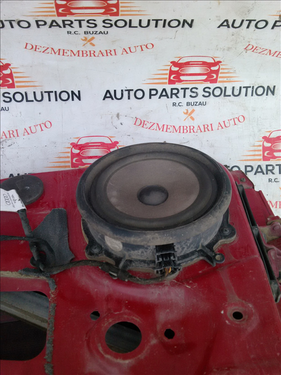 Boxa spate AUDI A4 an fabr. 2003
