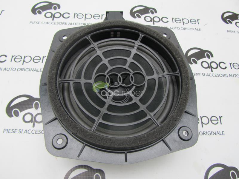 Boxa spate - Difuzor spate Audi TT 8J cod 8J0035411