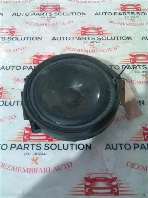Boxa spate HONDA ACCORD an fabr. 2010