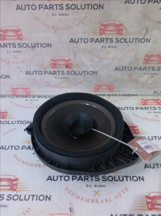 Boxa spate OPEL ASTRA J