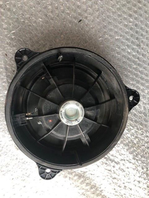 Boxa spate renault laguna 3 combi 281440001r