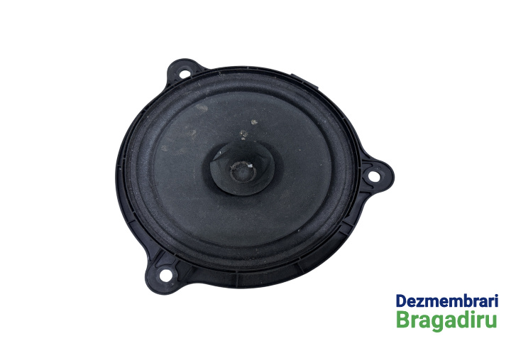 Boxa spate stanga Cod: 28156-3SG0A 28156-3SG0A Nissan Qashqai 2 J11 [2013 - 2020] Crossover 1.5 dCi MT (110 hp)