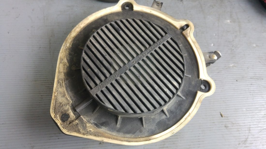 Boxa stanga dreapta fata audi a4 b6 b7 8e0035411