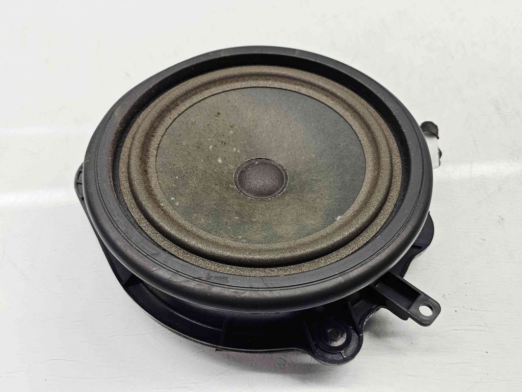 Boxa stanga fata Audi A3 Sportback (8PA) [Fabr 2004-2013] 8P0035411C