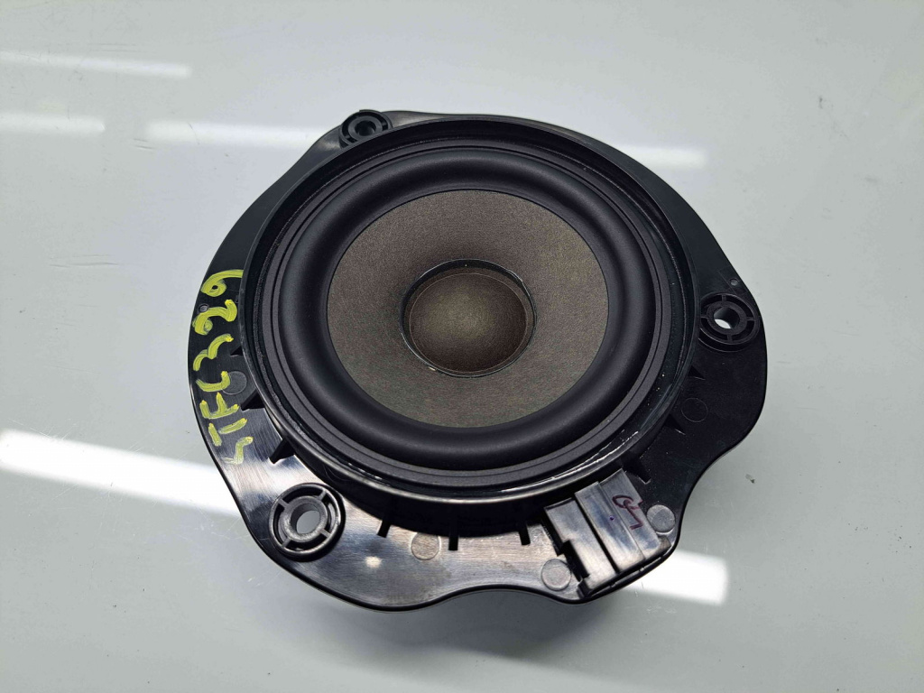 Boxa stanga fata Audi A3 Sportback (8VA) Hatchback [Fabr 2012-2020] 8V0035454
