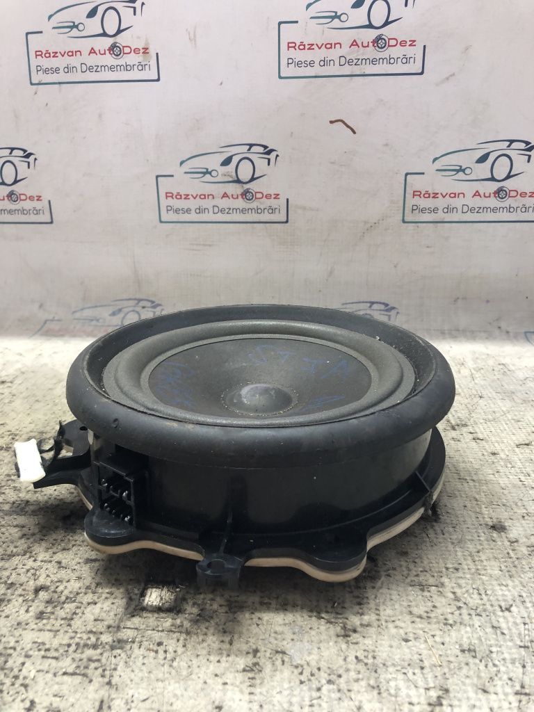 Boxa stanga fata Audi A4 B7 Break 2007, 8E0035411