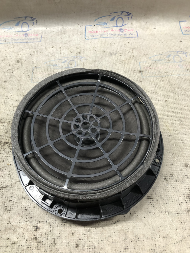Boxa stanga fata Audi A4 B9 - Motorina 2023, 8W0035415A