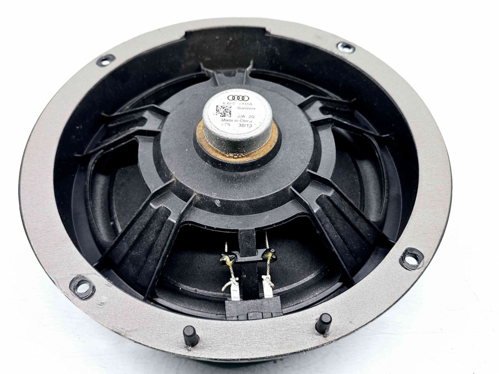 Boxa stanga fata Audi A5 Sportback (8TA) [Fabr 2009-2015] 8R0035415A
