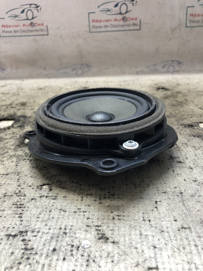 Boxa stanga fata BMW X1 F48 2.0 Motorina 2017, 927470003