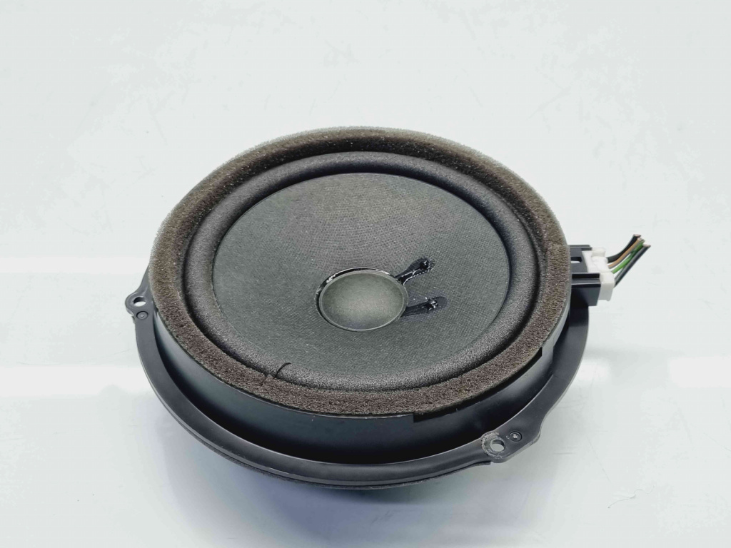 Boxa stanga fata Ford Focus 3 Facelift [Fabr 2014-2019] AA6T-18808-AA