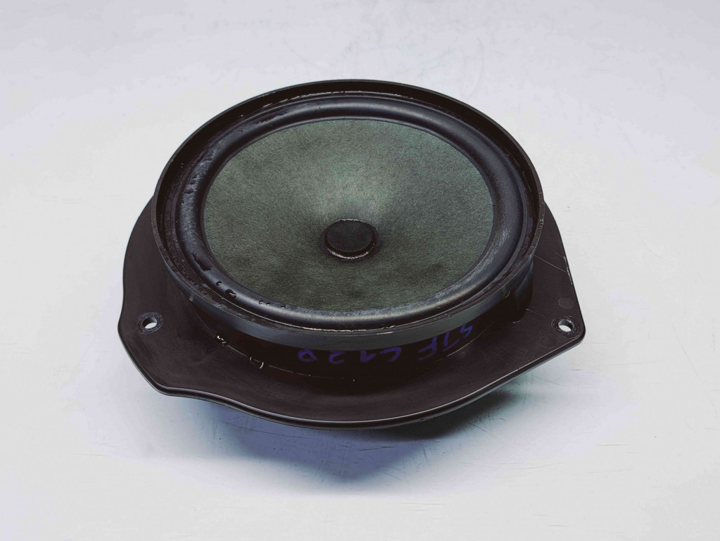 Boxa stanga fata Mercedes Clasa ML (W166) [Fabr 2011-2022] A2049062401