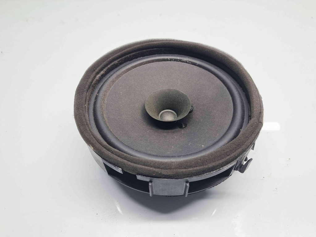 Boxa stanga fata MITSUBISHI Outlander [Fabr 2006-2012] 8720A017