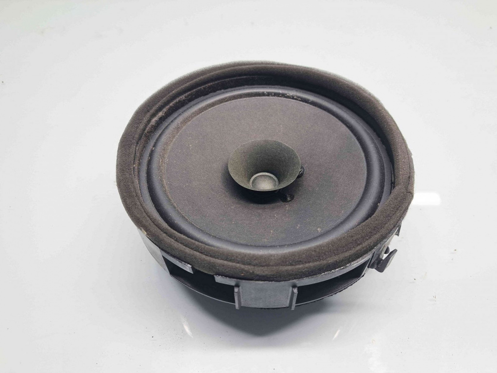 Boxa stanga fata MITSUBISHI Outlander [Fabr 2006-2012] 8720A017